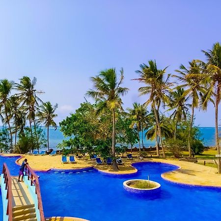 Ivory Beachfront Stays モンバサ エクステリア 写真
